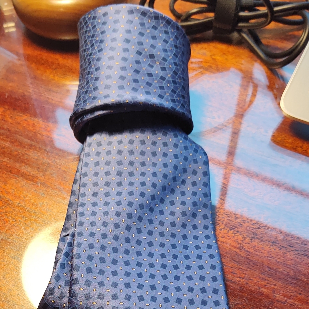 Vintage Tie by Arrow